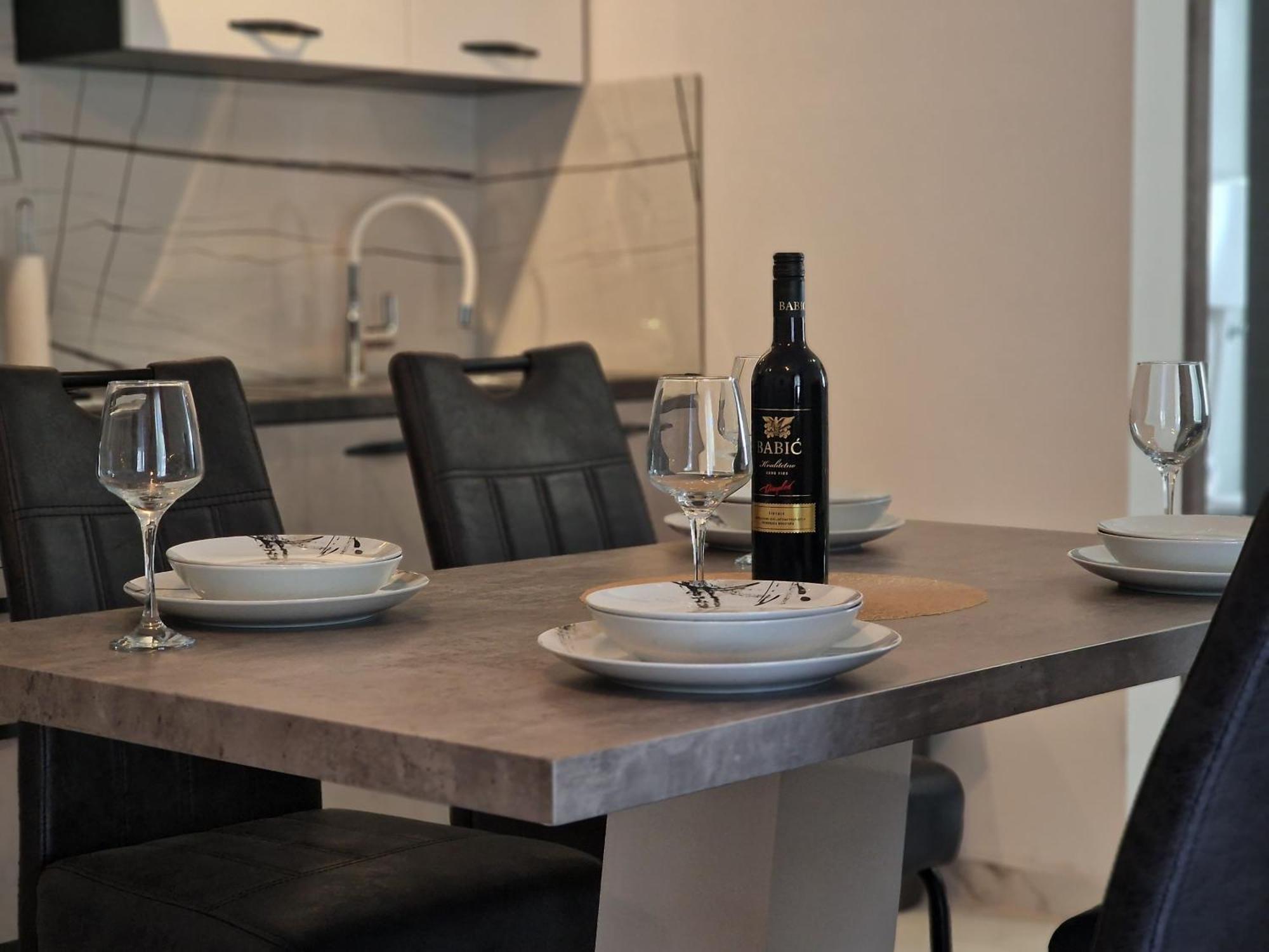 Ad Astra, Apartament Zadar